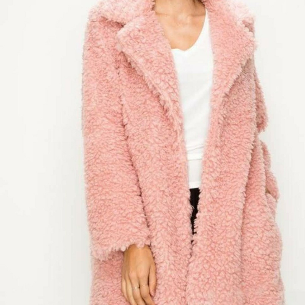 Classic and curvy styles